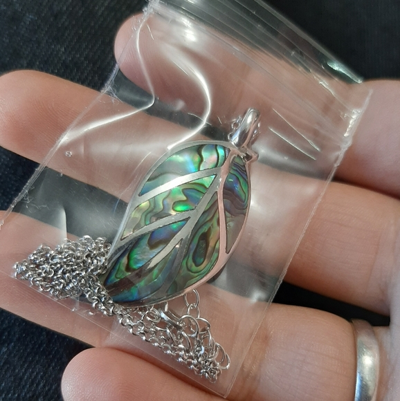 Real Abalone Sterling Silver Leaf Pendant Necklace - Picture 2 of 5